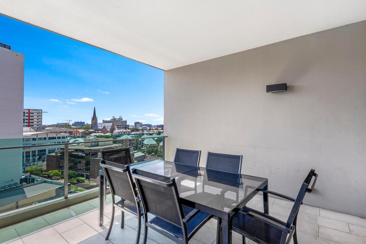 Quattro On Astor Apartments Brisbane By Restt Exteriör bild